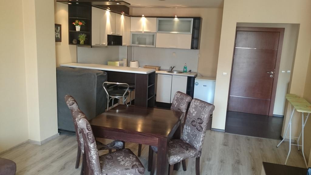 גולדן סנדס Krassy Summer Apartment מראה חיצוני תמונה