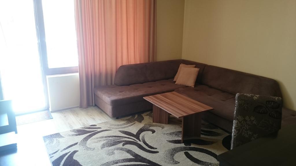 גולדן סנדס Krassy Summer Apartment מראה חיצוני תמונה
