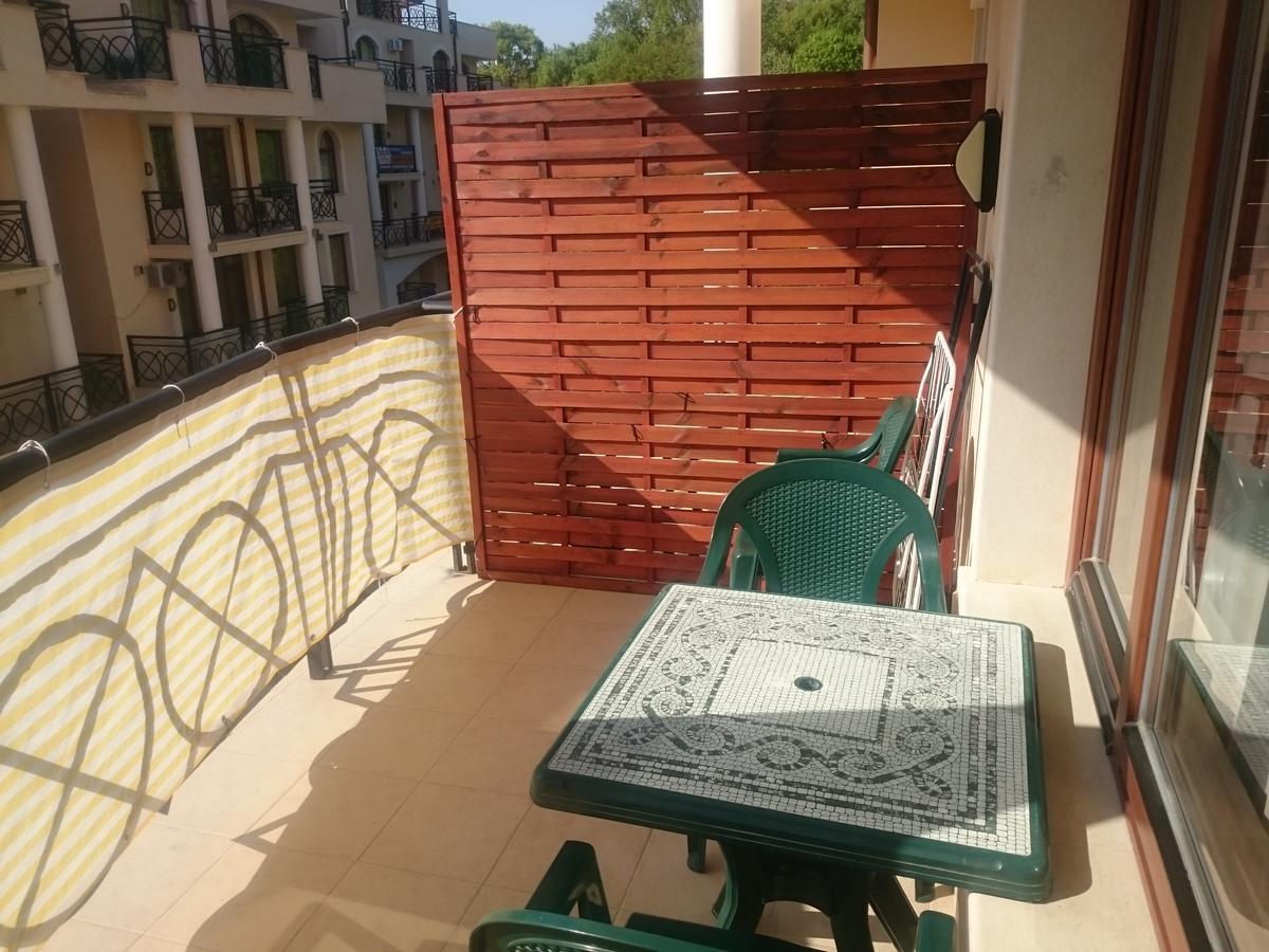 גולדן סנדס Krassy Summer Apartment מראה חיצוני תמונה